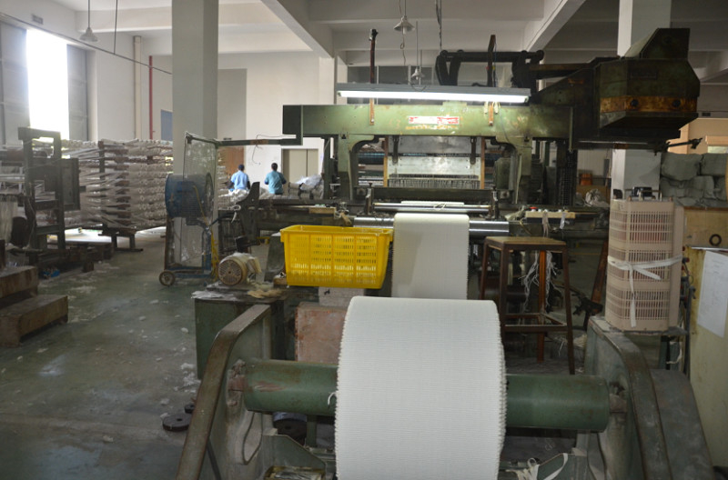 Ningbo Xinyan Friction Materials Co., Ltd. linea di produzione del produttore